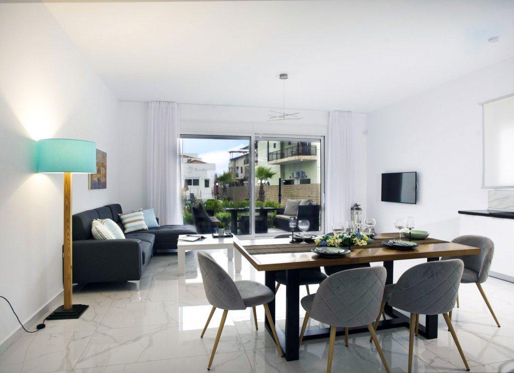 Acrotel Porto Brava Luxury Villas Ормос-Панайяс Экстерьер фото